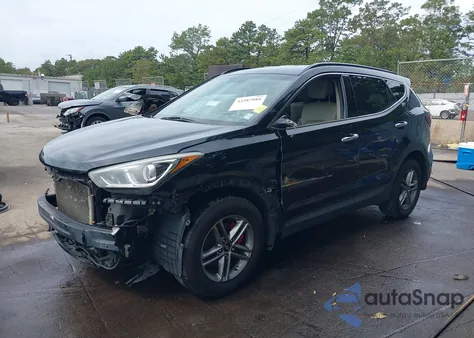 2017 Hyundai Santa Fe Sport 2.4L z USA, uszkodzony, nr VIN 5NMZUDLBXHH012930